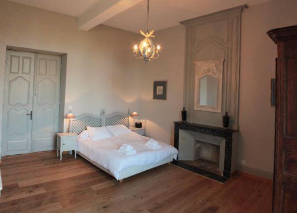 Chateau Secretary Монфланкин Екстериор снимка