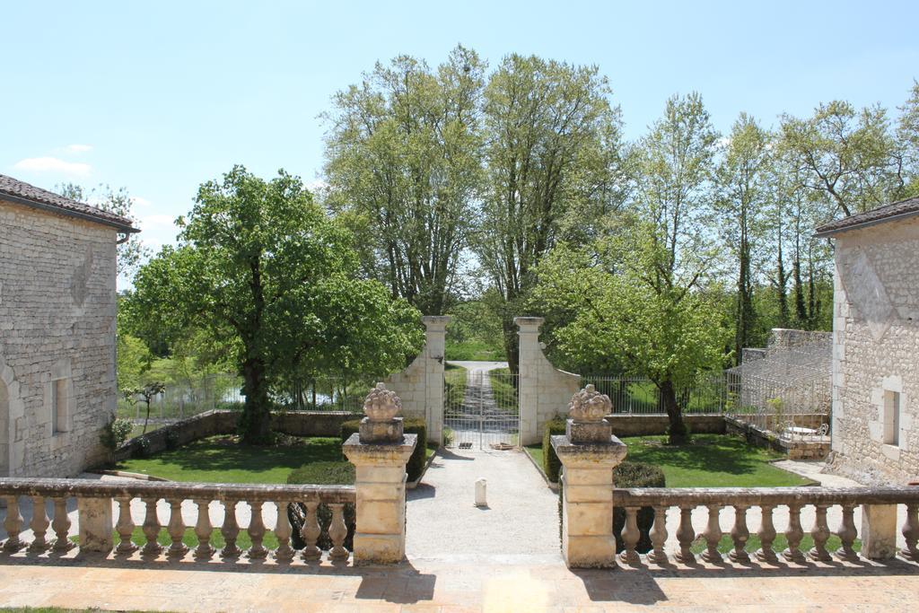 Chateau Secretary Монфланкин Екстериор снимка